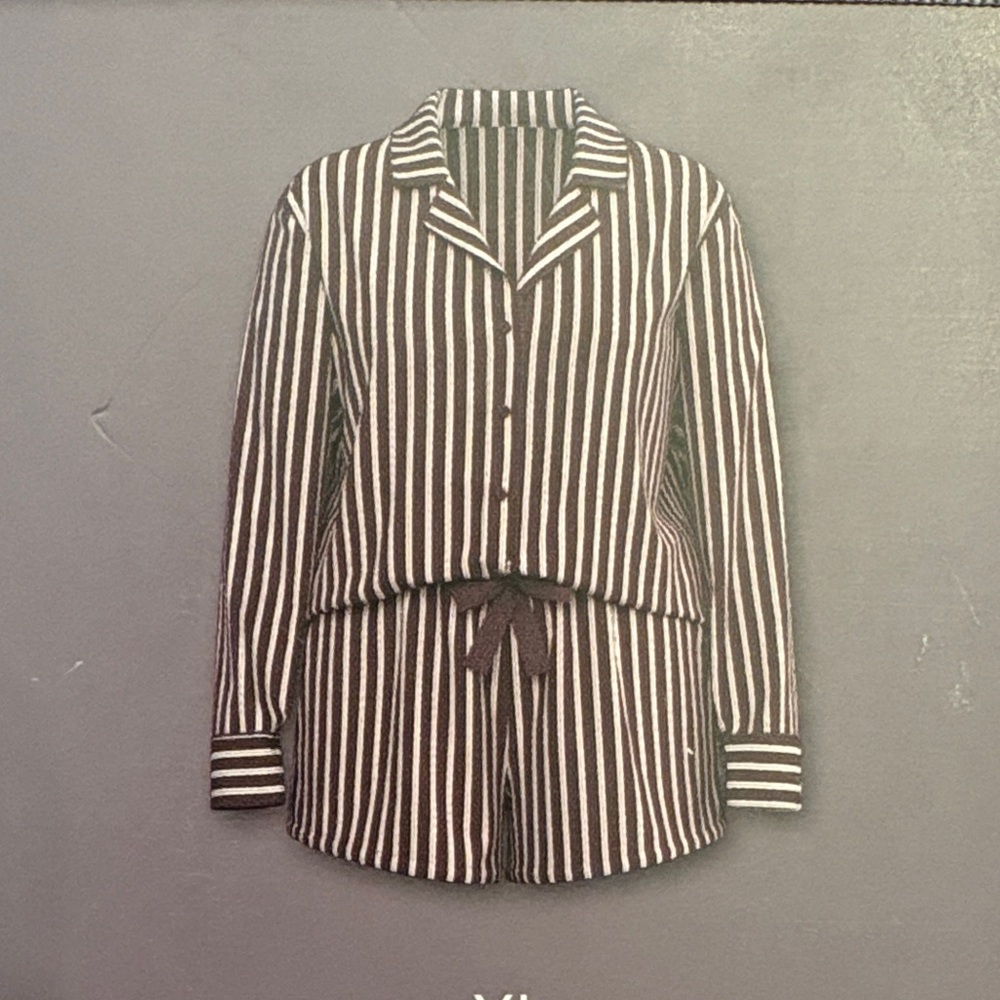 Auden Luxury Collection Burgundy, White, and Red Two Pieces Pajama Set NWT - Picture 4 of 6